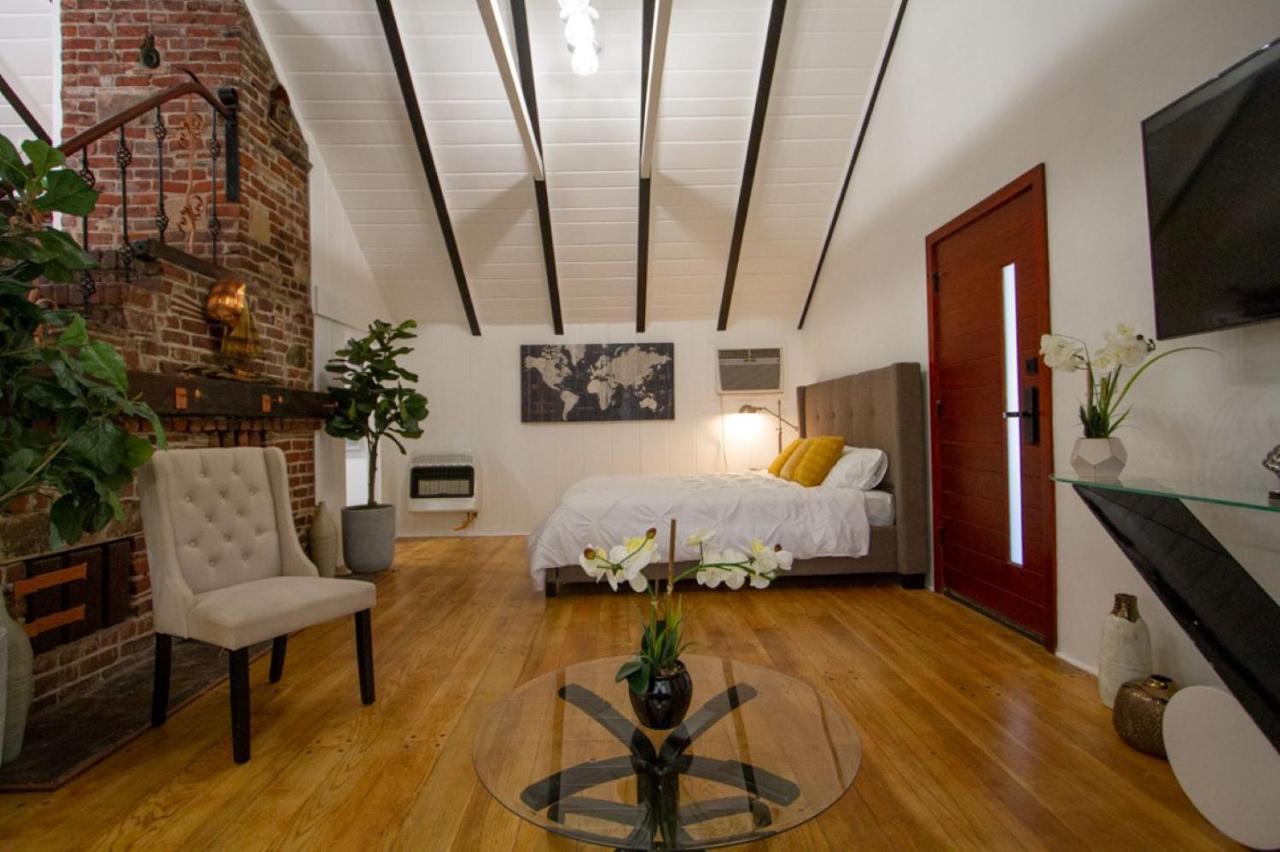 Dreamy Farmhouse In Studio City Лос-Анджелес Екстер'єр фото